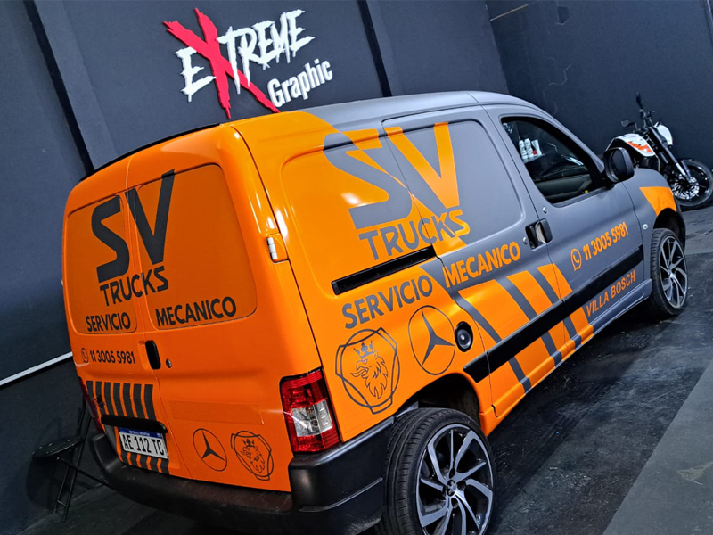 Branding vehicular con logo y datos — Buenos Aires