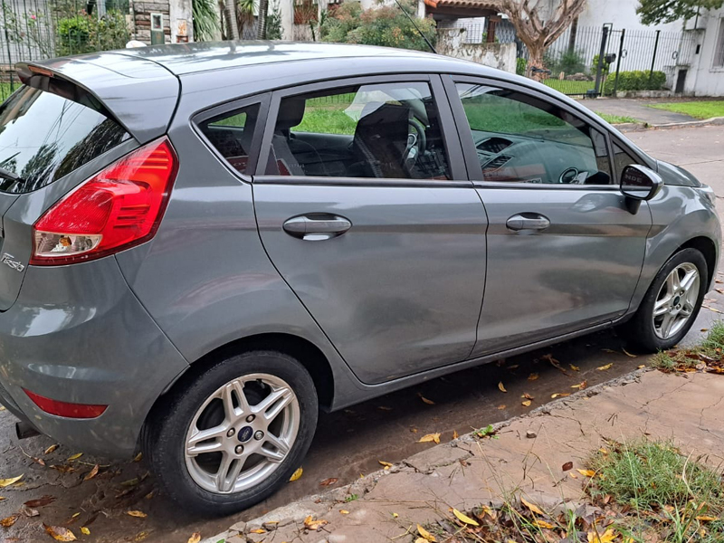 Ploteo nardo grey vehicular — Buenos Aires