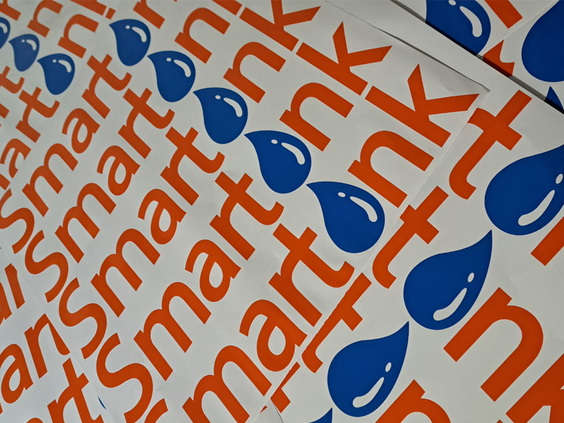 Vinilo de corte para tanques de agua